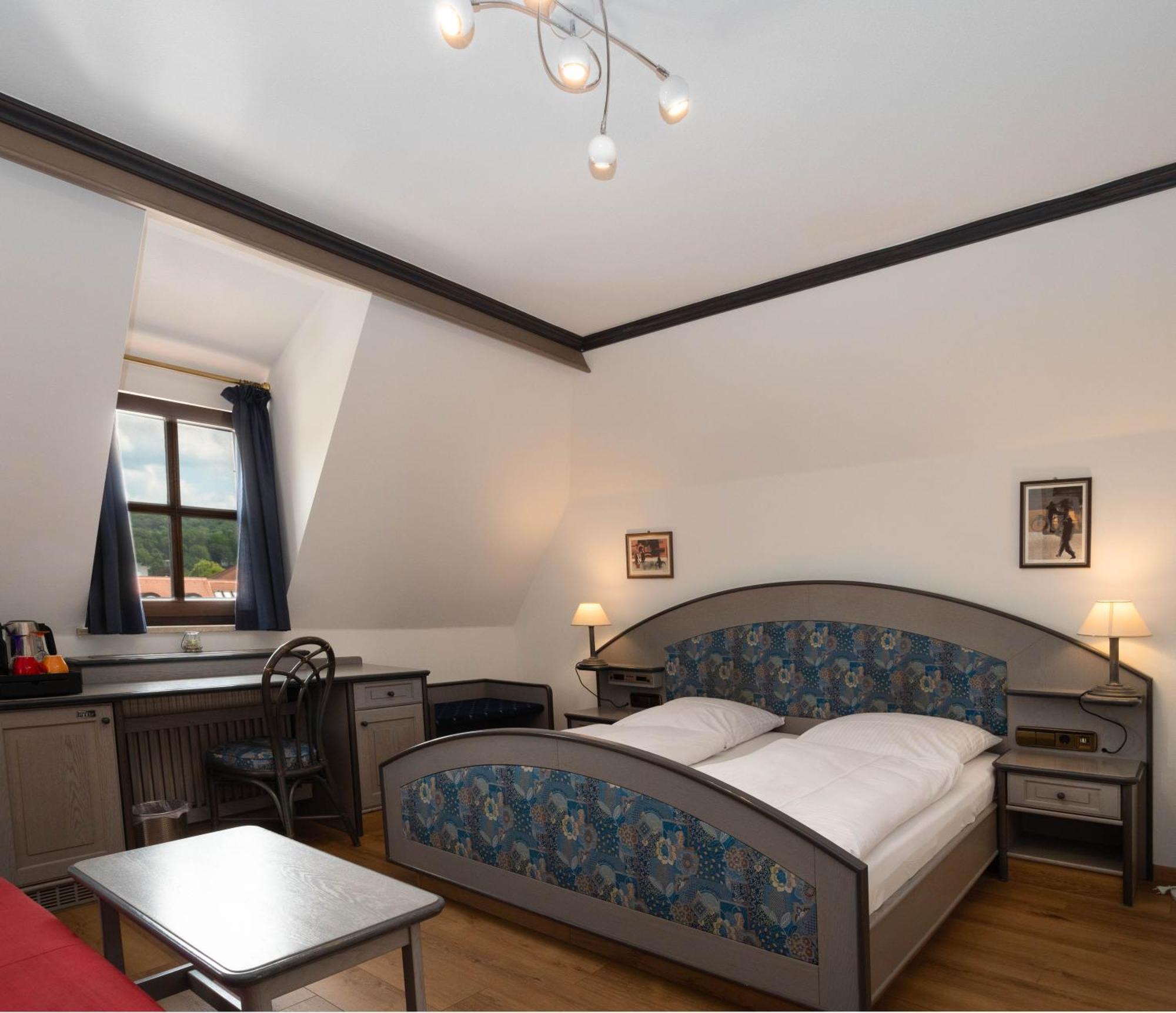 Seehotel Pegasus Хершинг-ам-Аммерзе Экстерьер фото